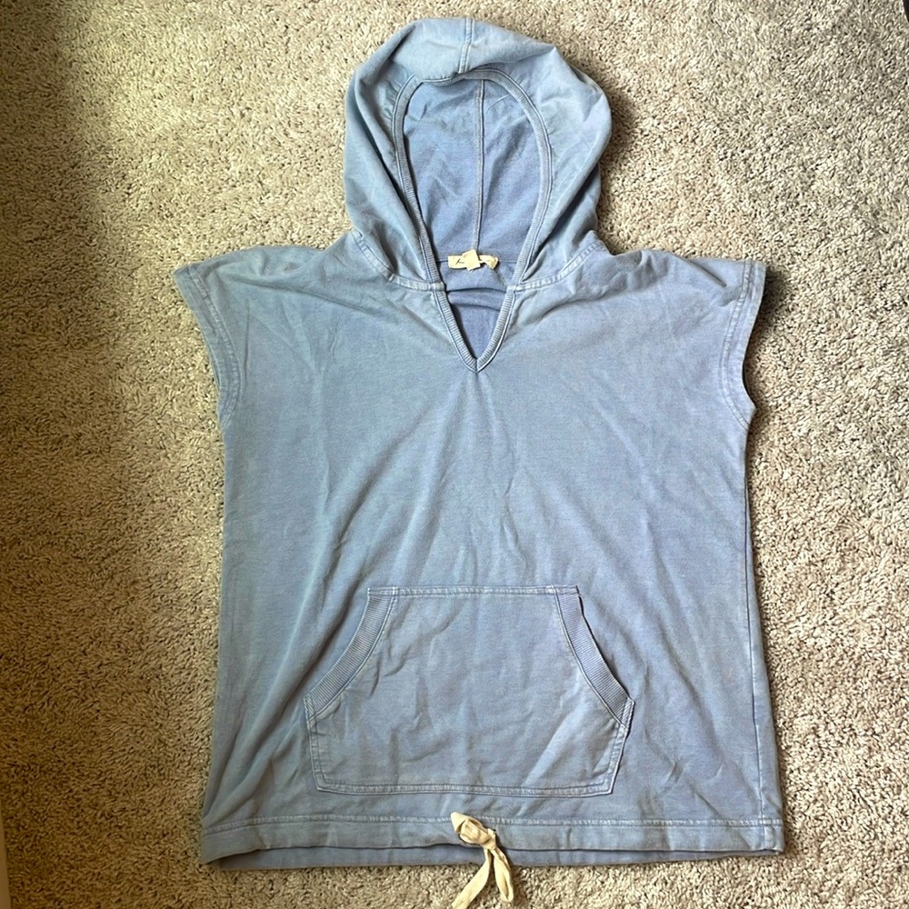Sleeveless Hoodie with Pocket